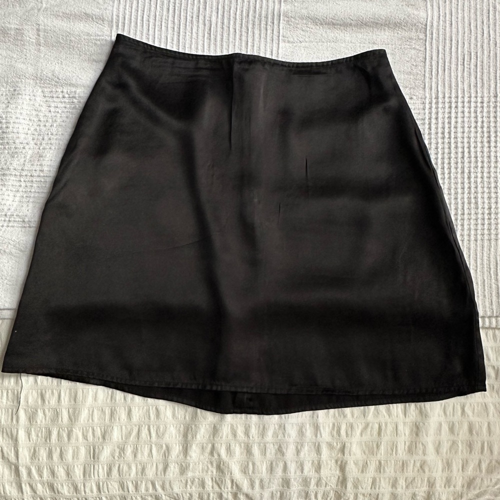 Reformation Silk mini black skirt!
